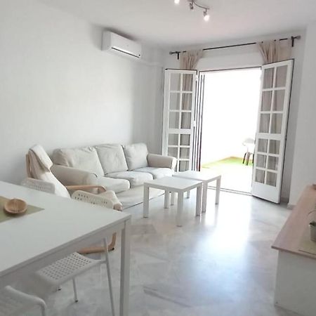 The 32 Apartment Bollullos de la Mitación Exterior photo